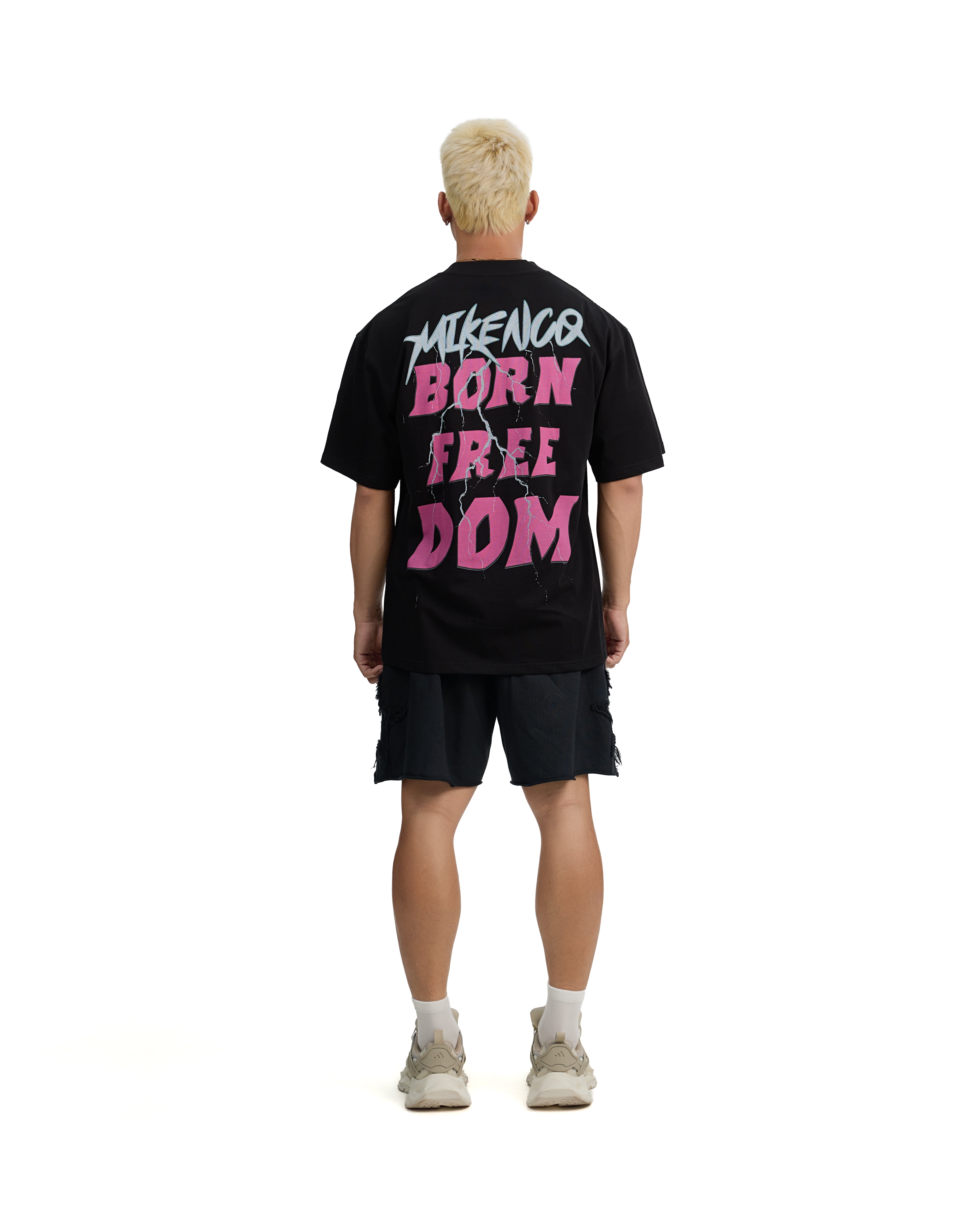 BORN FREEDOM TSHIRT