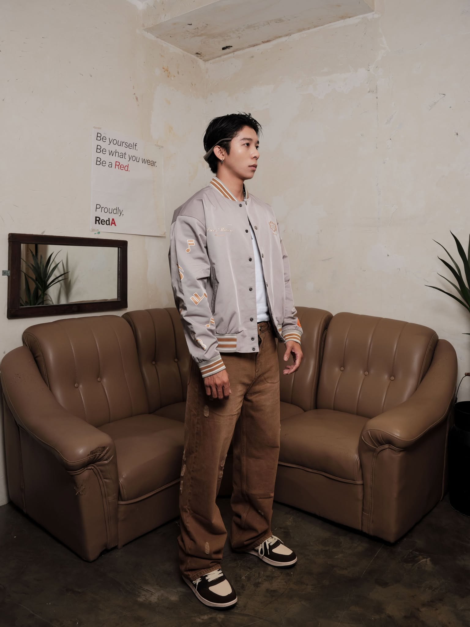 FREE MOTION BOMBER JACKET