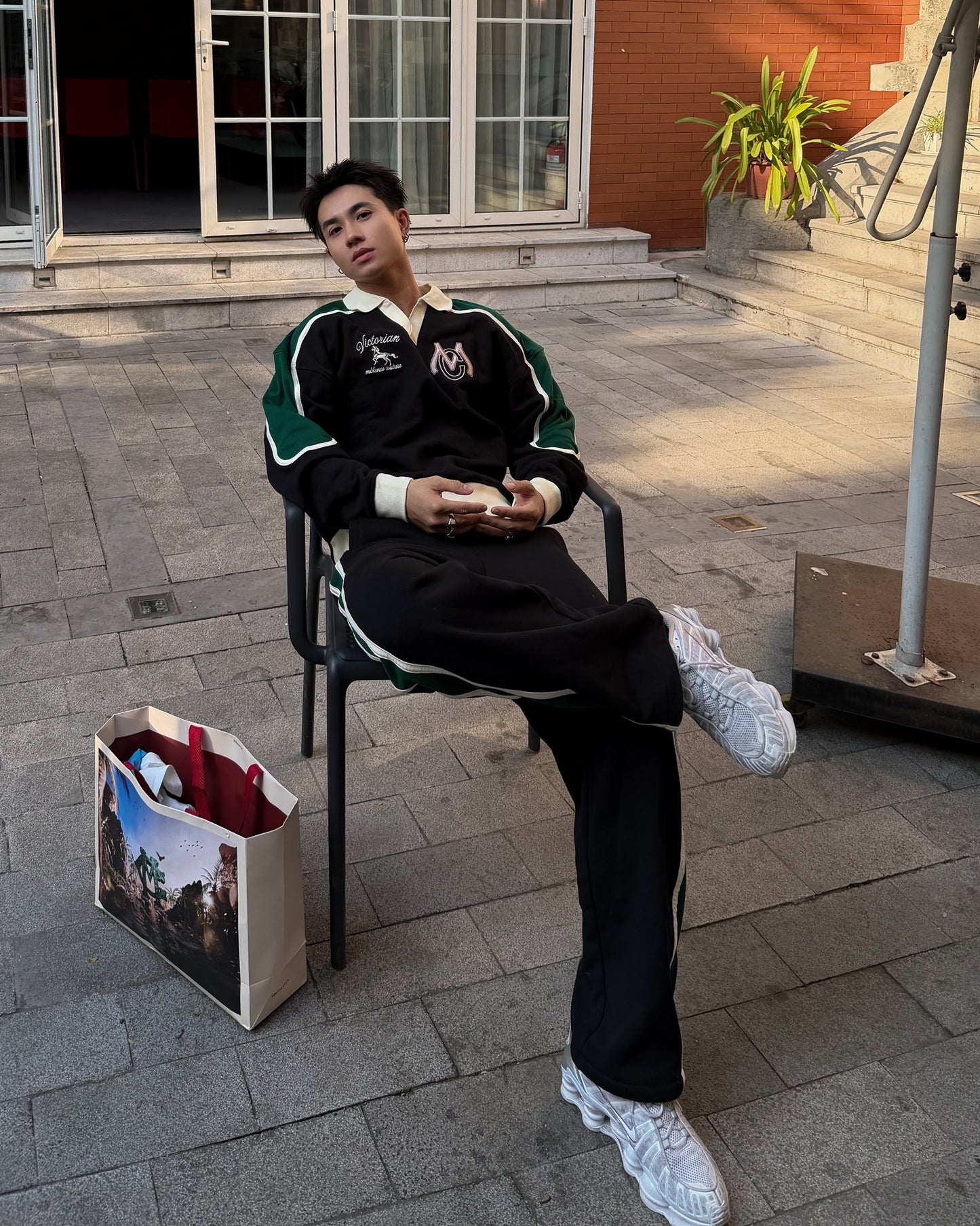 VICTORIAN SPIRIT SWEATER