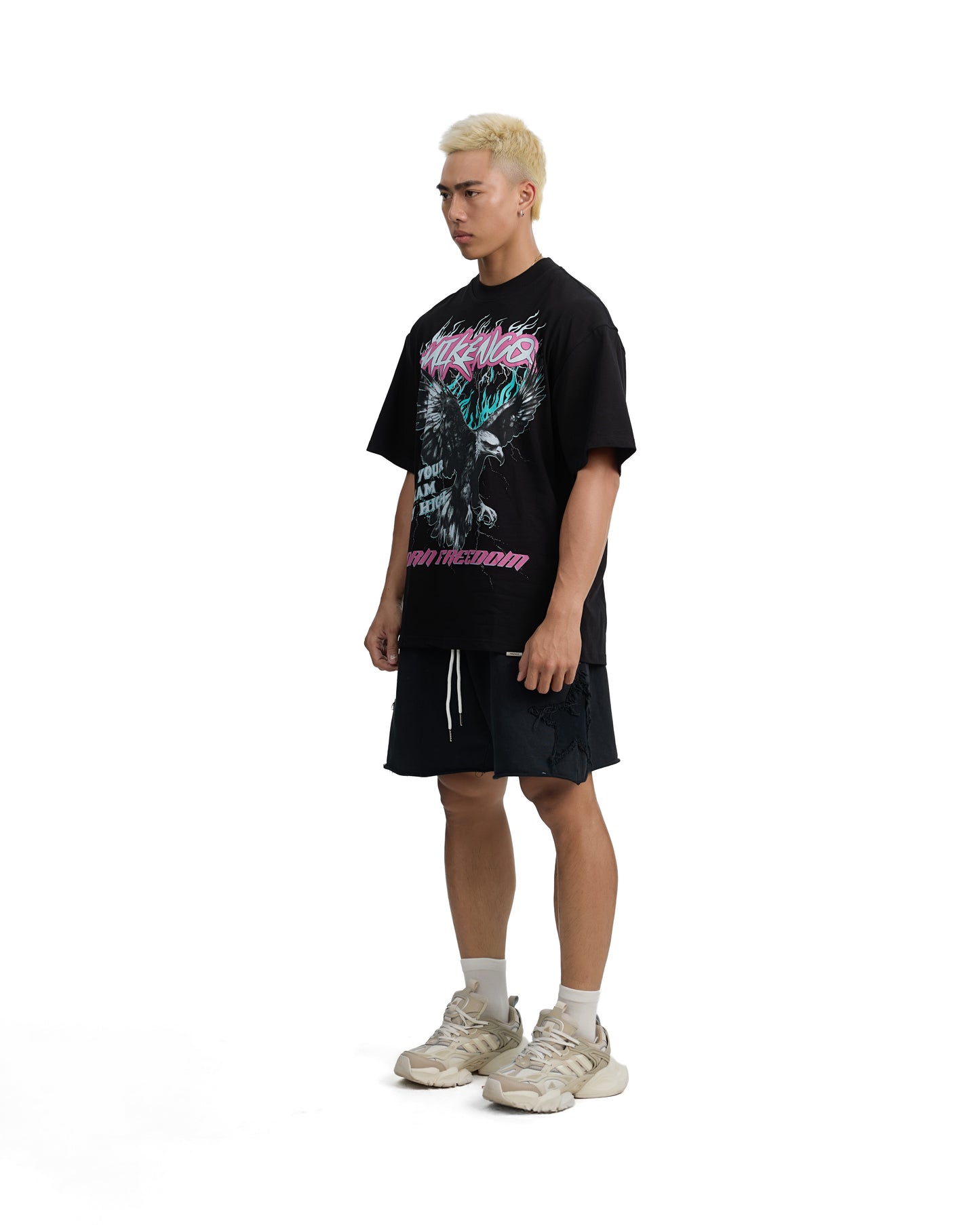 BORN FREEDOM TSHIRT