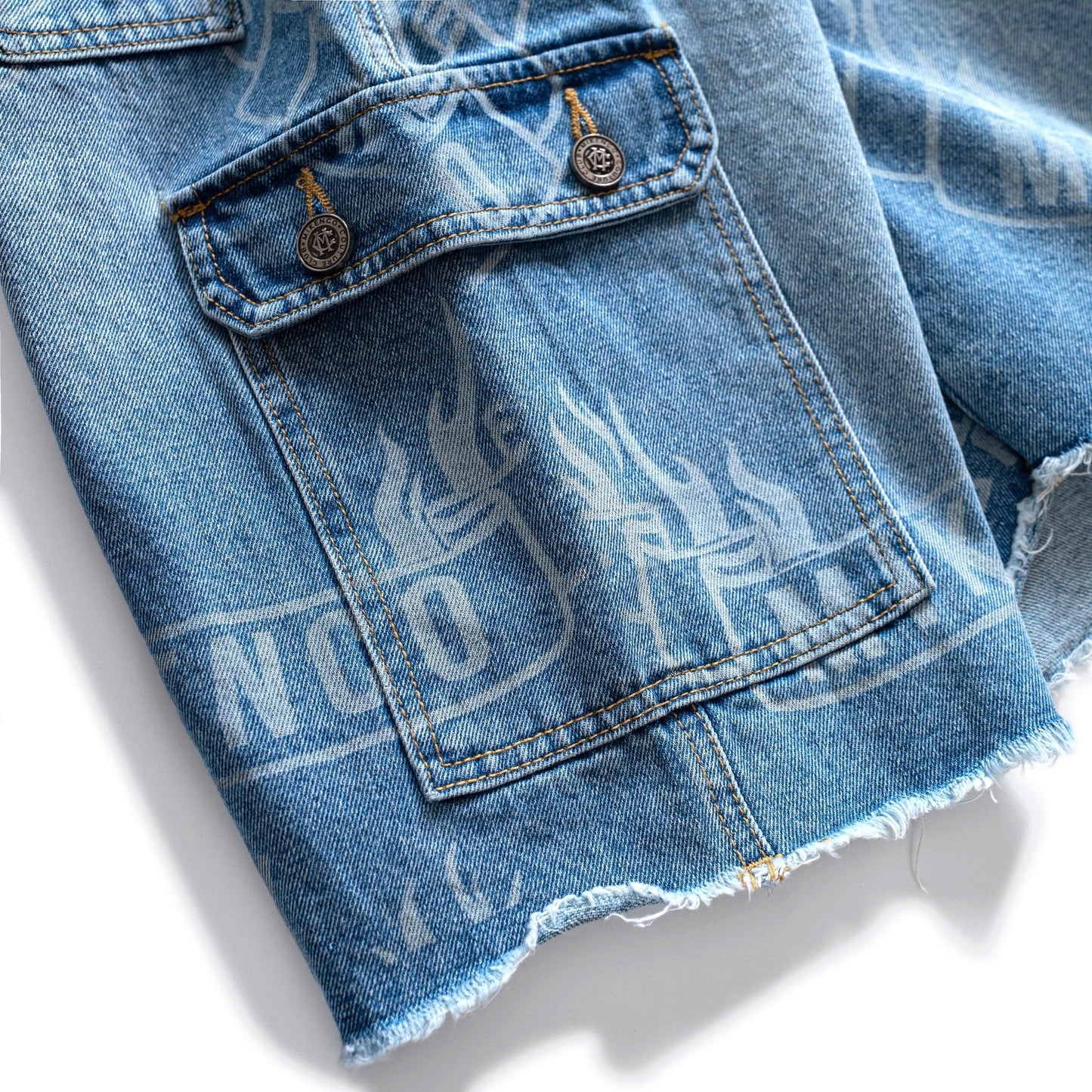 FLAME BANNER CARGO SHORT