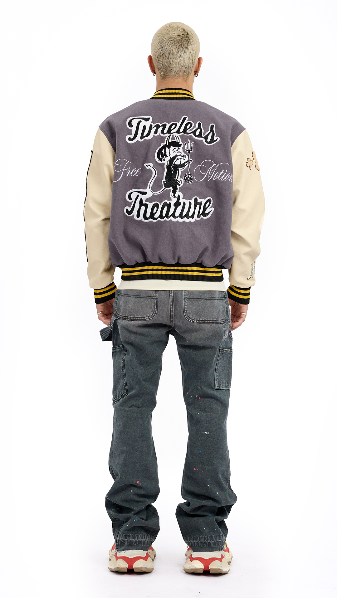 DEVIL’S DUE VARSITY