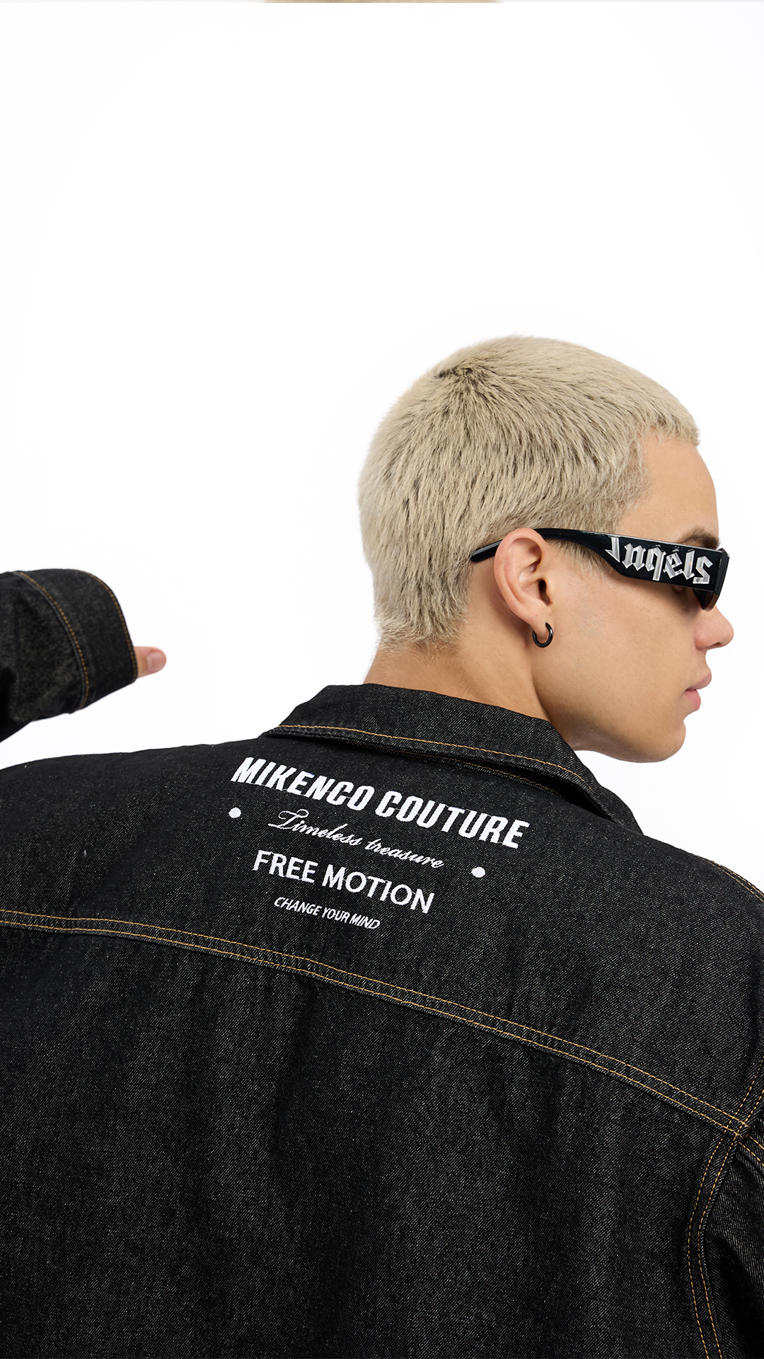 FREE MOTION DENIM JACKET