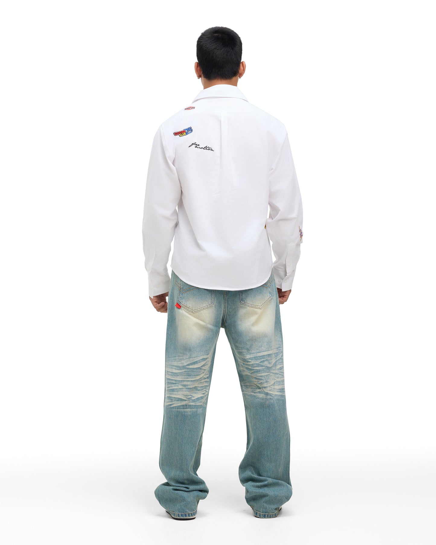 STICKER EMBROIDERED SHIRT