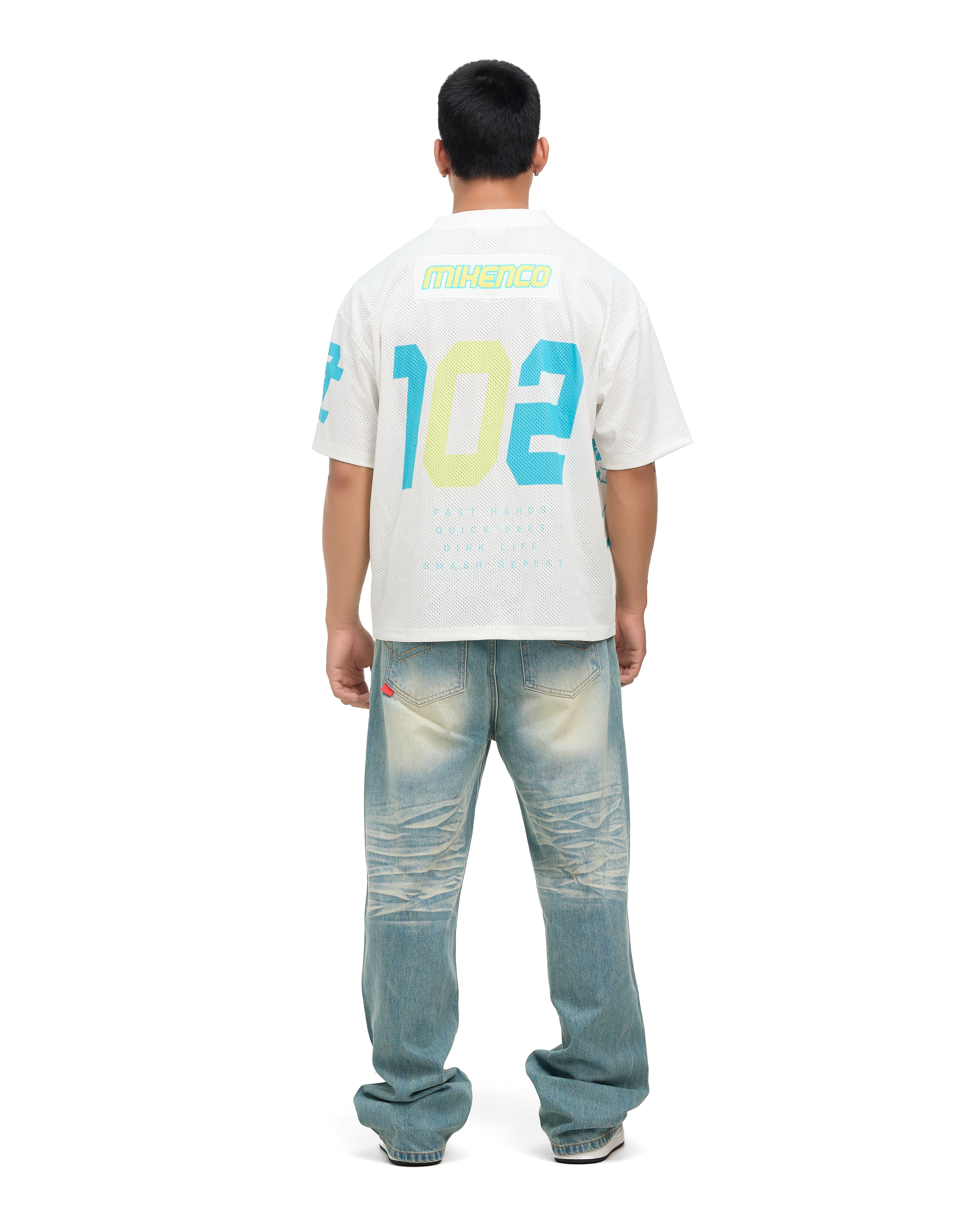 STRAIGHT RIGID WASH JEANS