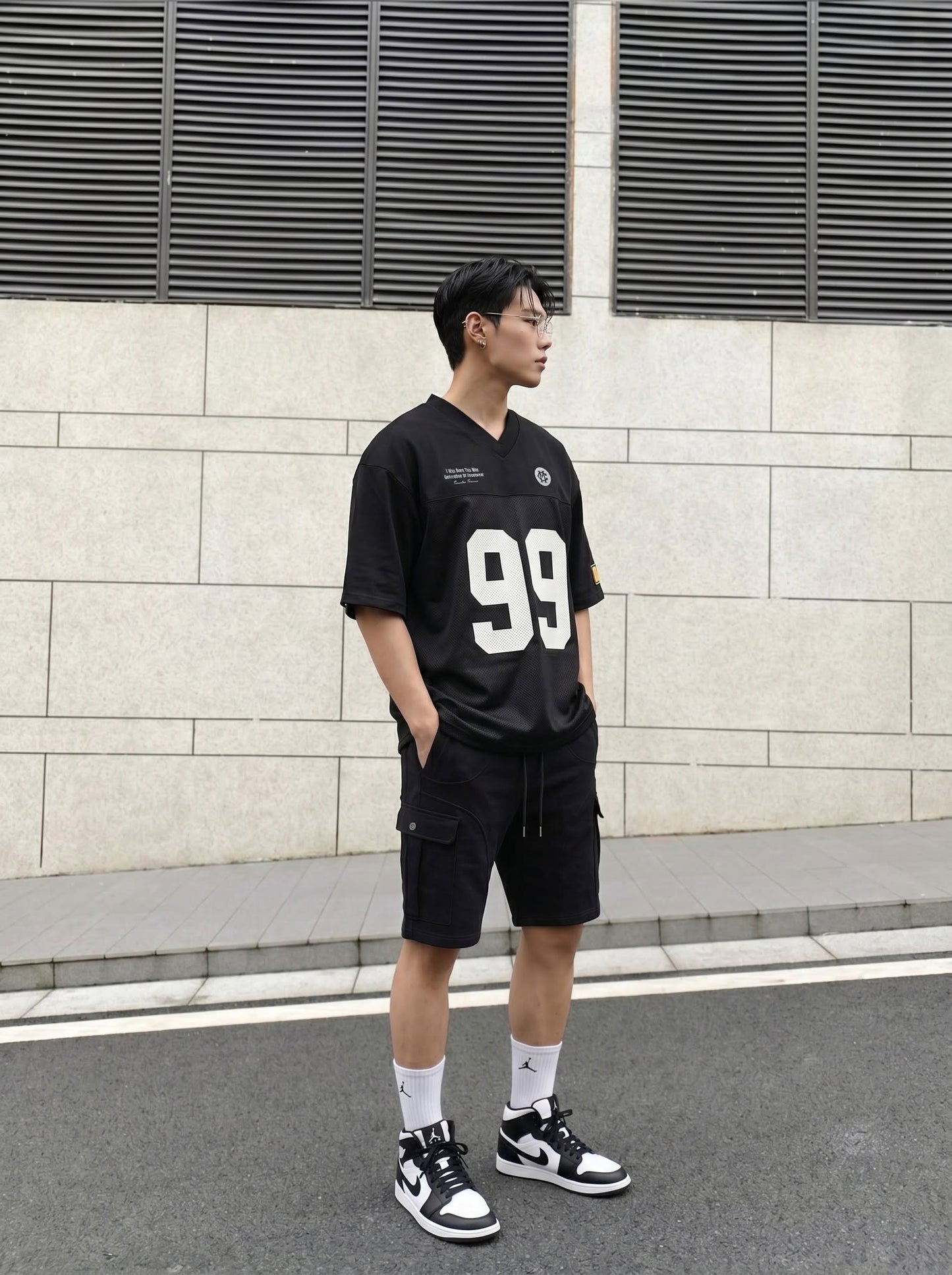 BLACKOUT CARGO SHORT
