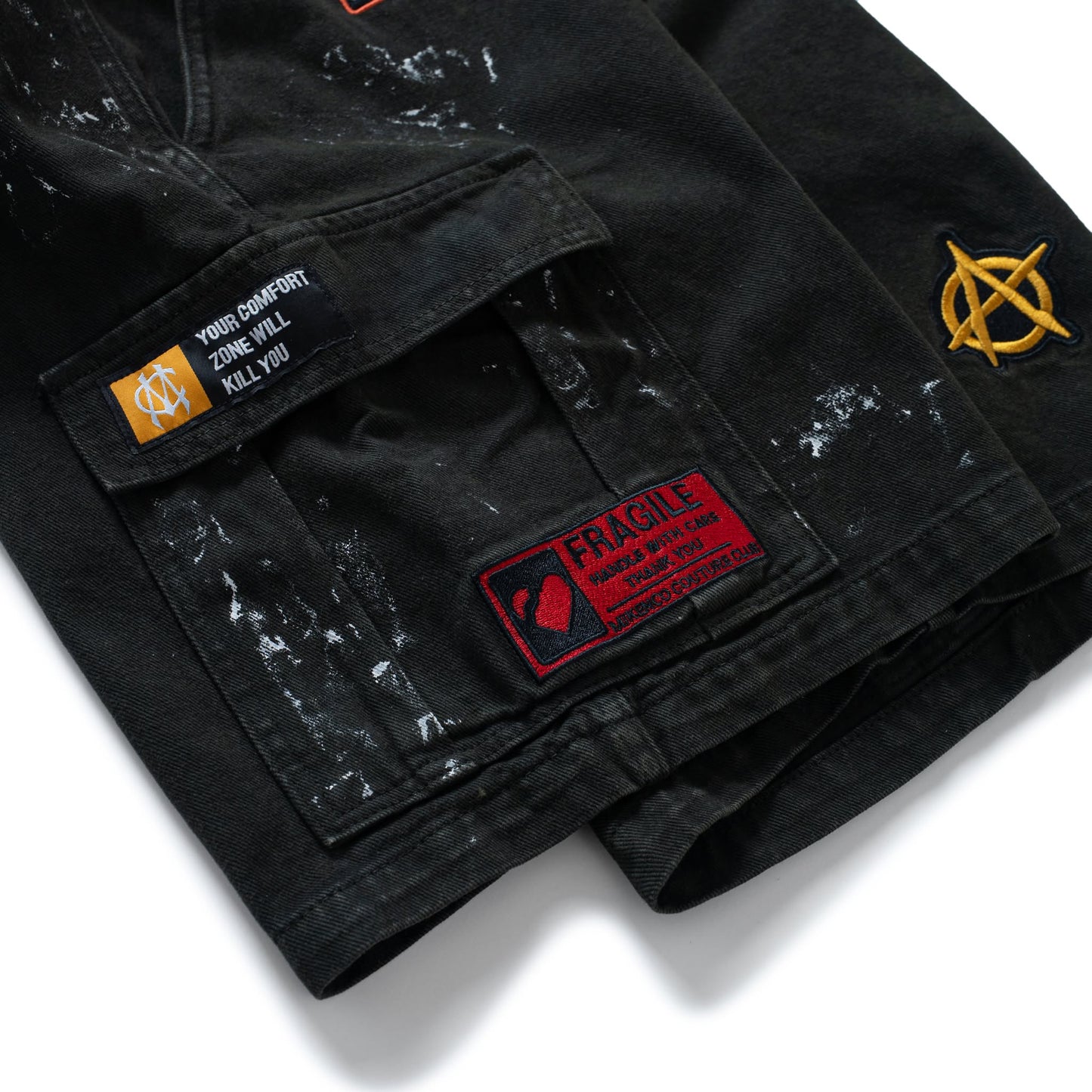 MULTI-PATCH CARGO SHORT