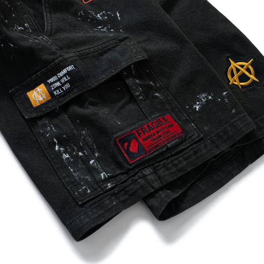 MULTI-PATCH CARGO SHORT