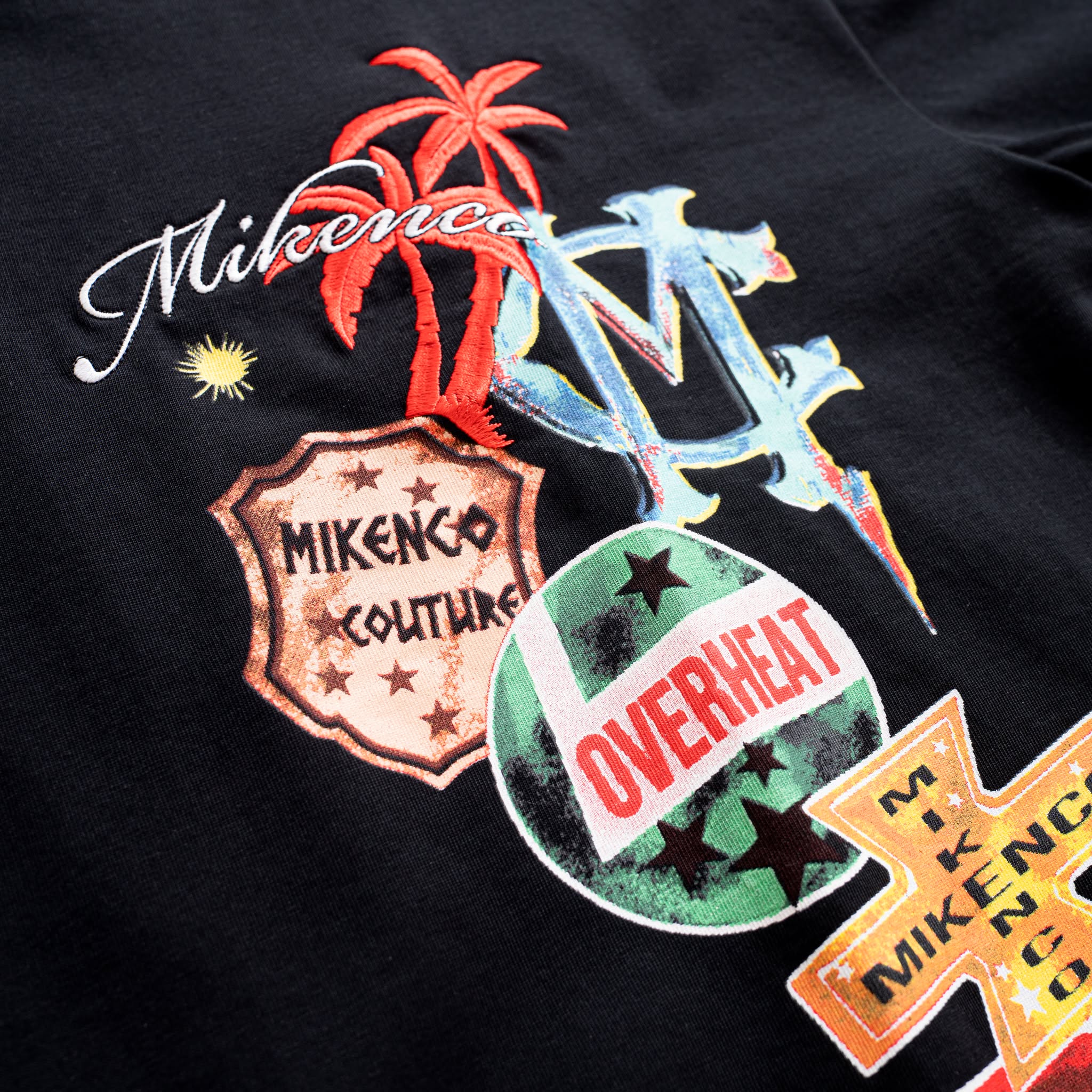 BADGE RUSH TSHIRT