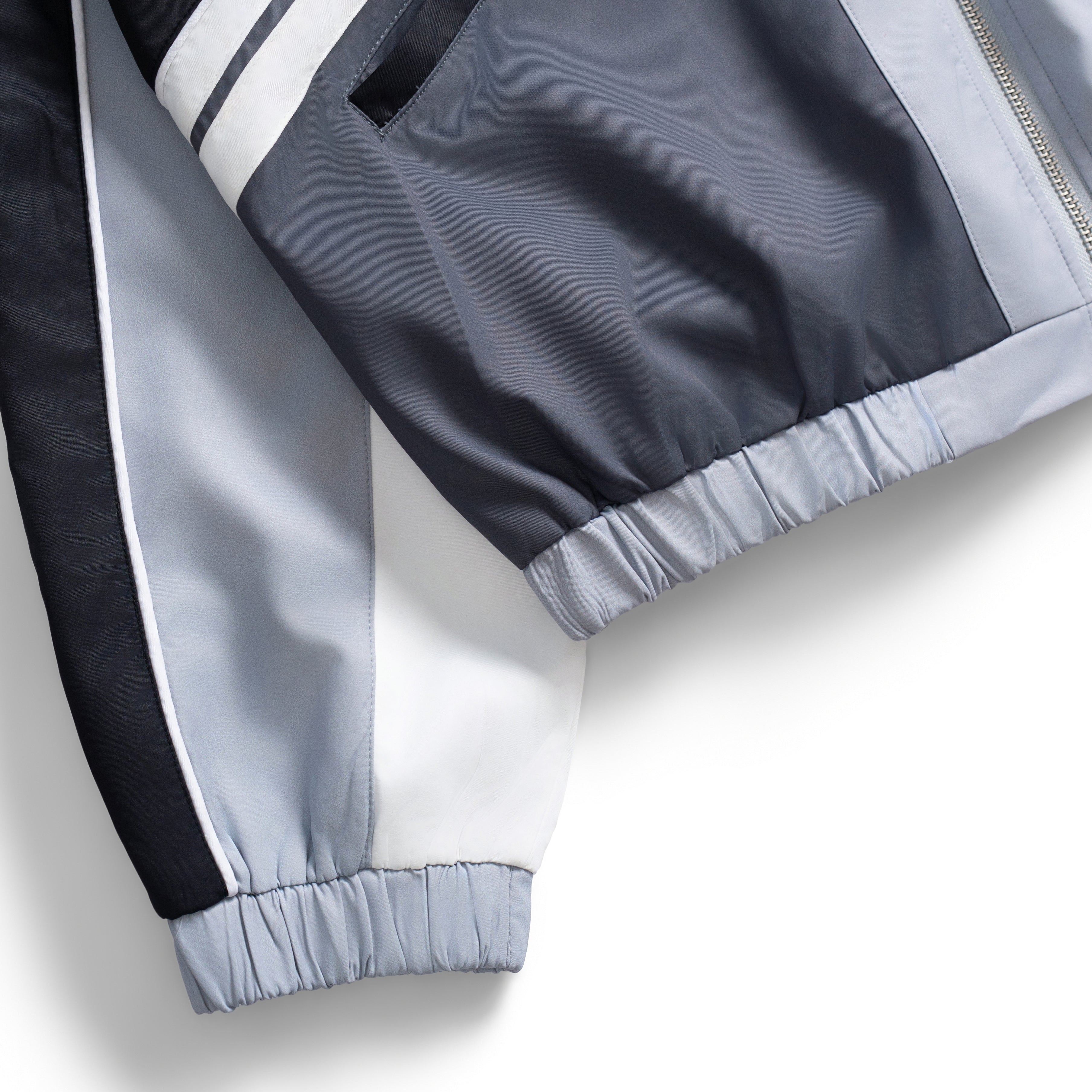 GLORY STEEL WINDBREAKER